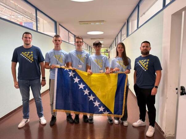 Bh. učenici osvojili dvije medalje na Balkanskoj olimpijadi iz informatike