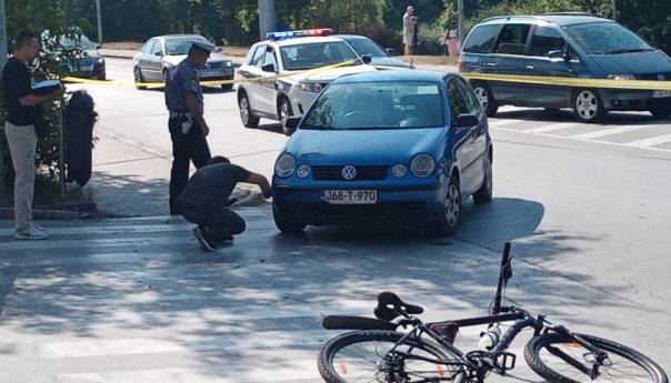 Biciklista zadobio teže povrede u saobraćajnoj nesreći u Zenici