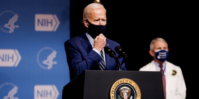 Biden će odati počast za 500.000 žrtava pandemije minutom šutnje i paljenjem svijeća