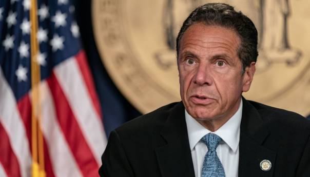 Biden: Cuomo treba dati ostavku potvrde li se optužbe za uznemiravanje