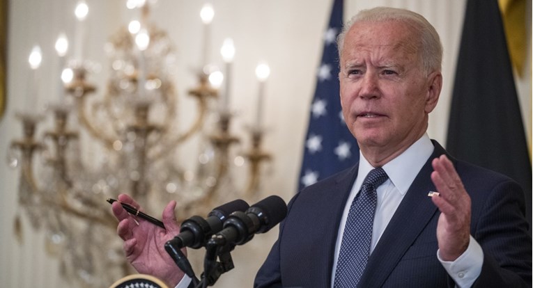 Biden: Društvene mreže ubijaju ljude dezinformacijama o cjepivu