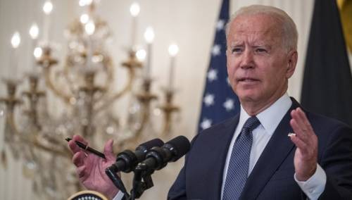 Biden: Društvene mreže ubijaju ljude dezinformacijama o cjepivu