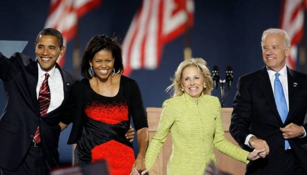 Biden i Obama čestitali Majčin dan: Cijenite sve mame