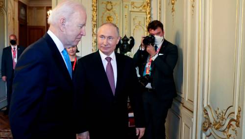 Biden i Putin načelno pristali na samit oko Ukrajine