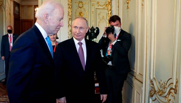 Biden i Putin načelno pristali na samit oko Ukrajine