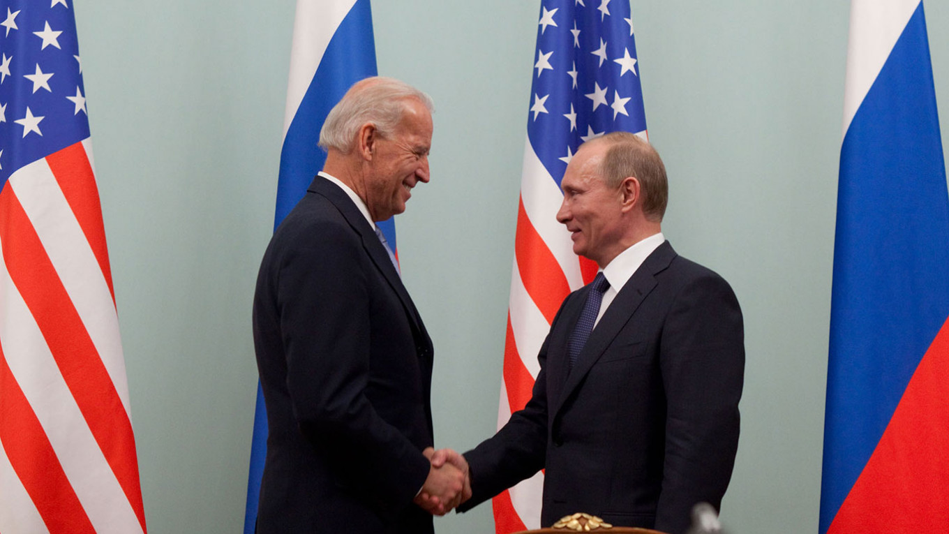 Biden i Putin o Ukrajini sljedeće sedmice
