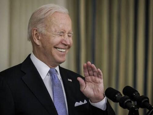 Biden izjavio da se sastao sa predsjednikom Francuske koji je umro prije 28 godina