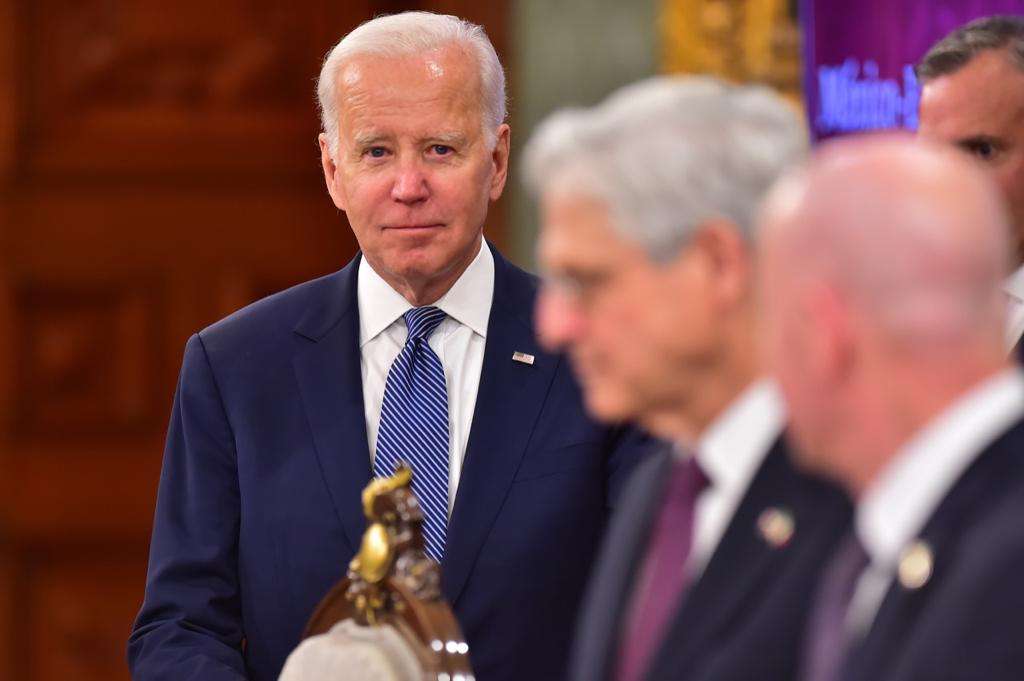 Biden 'iznenađen' otkrićem povjerljivih dokumenata u njegovom uredu