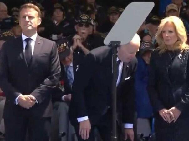 Biden opet 'zabagovao', krenuo da sjedne na stolicu koje nema