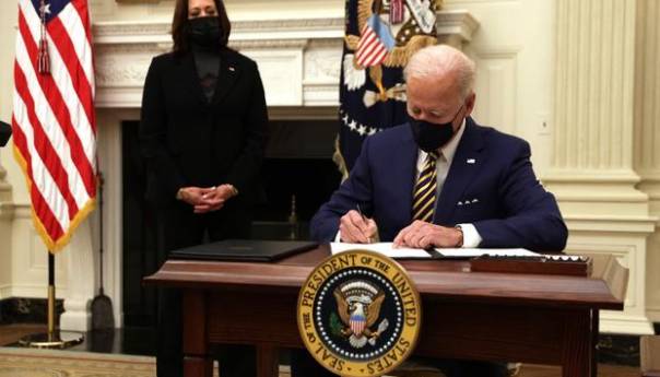 Biden potpisao niz uredbi za borbu protiv klimatskih promjena