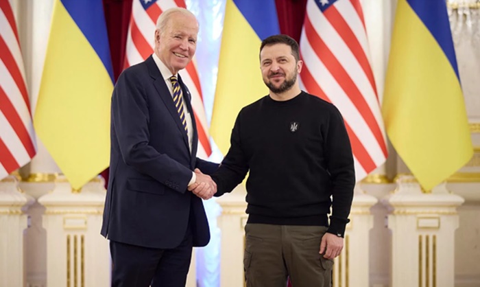 Biden potvrdio nepokolebljivu podršku Ukrajini