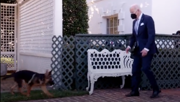 Biden predstavio novog stanovnika Bijele kuće