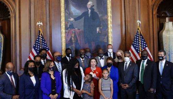 Biden se sastao s porodicom ubijenog Georgea Floyda