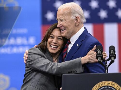 Biden u ponedjeljak simbolično predaje rukovođenje strankom Kamali Harris