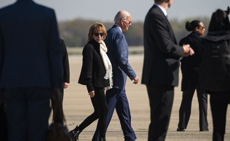 Biden večeras dolazi u Sjevernu Irsku u delikatnom političkom trenutku