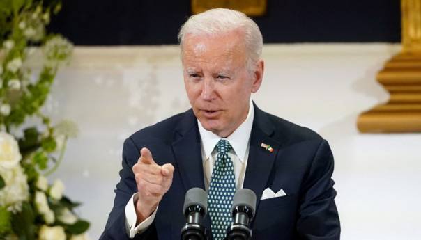 Biden zaplakao na završetku posjete Irskoj