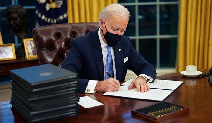 Bidenov odgovor na pandemiju koronavirusa podržava 70 posto Amerikanaca