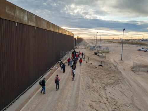 Bidenova administracija pooštrava ograničenja azila na južnoj granici