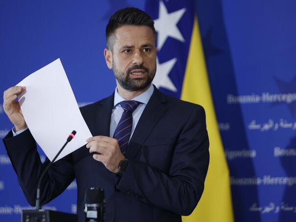 BiH i dalje bez budžeta, čime SNSD ucjenjuje partnere?