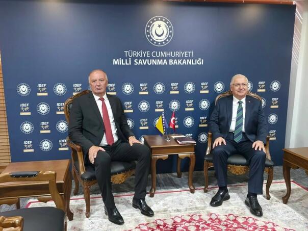 BiH i Turska jačaju odbrambenu saradnju: Dogovor o "crnim kutijama" za helikoptere