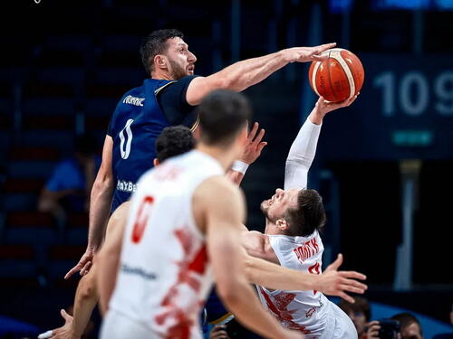 BiH vodila veći dio utakmice, pa na kraju poražena od Poljske