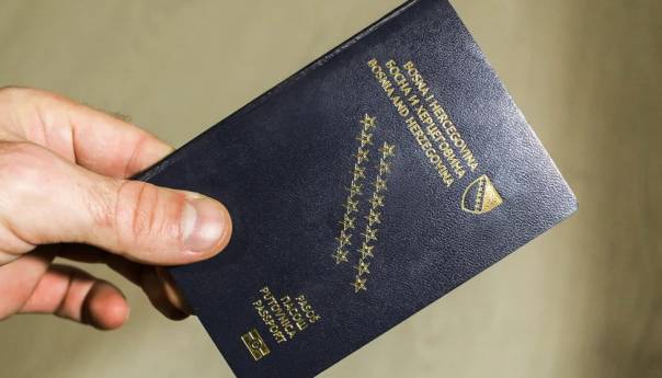 BiH ponovo nazadovala na listi zemalja s najmoćnijim pasošima