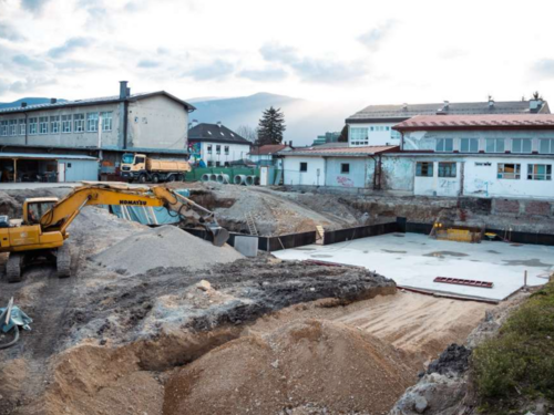 Bihać dobija gradski bazen: Vlade FBiH i USK osigurale 3,5 miliona KM
