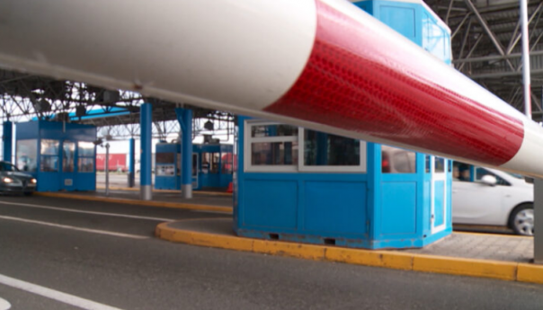 BIHAMK: Duga zadržavanja na izlazu iz BiH