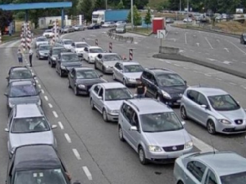BIHAMK: Gužve na graničnim prijelazima u BiH