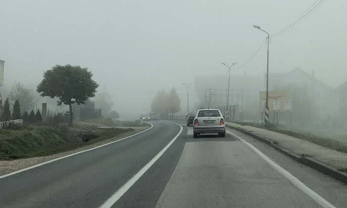 BIHAMK: Magla smanjuje vidljivost na dionicama kroz kotline i uz riječne tokove