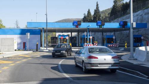 BIHAMK: Na graničnim prelazima nema dužih zadržavanja