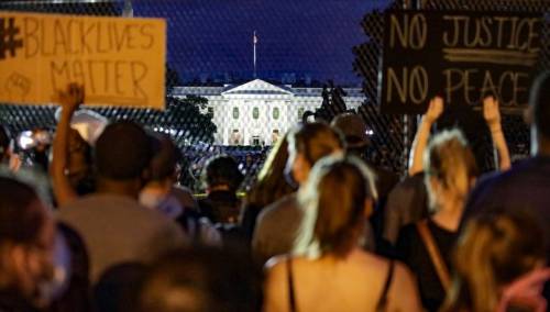Bijela kuća "pod opsadom", hiljade uhapšenih