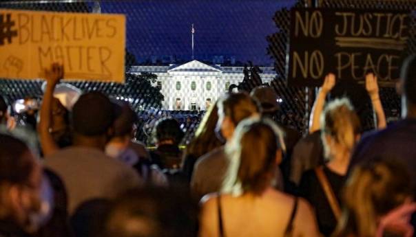 Bijela kuća "pod opsadom", hiljade uhapšenih