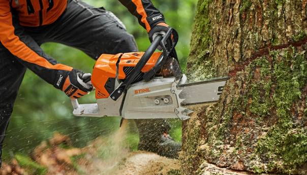 Bijeljina: Eksplodirala motorka i nanijela mu teške opekotine