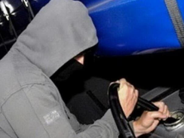 Bijeljina: Ukradeno oko 450 litara nafte iz teretnog vozila