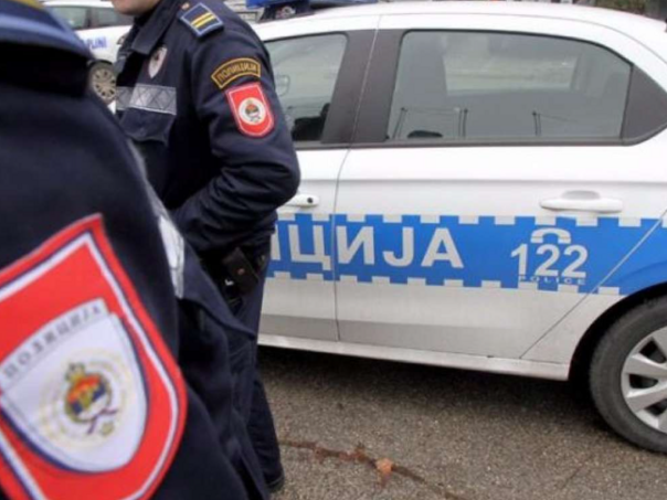 Bijeljina: Vozio pijan, bez dozvole i registracije, oduzet mu Passat