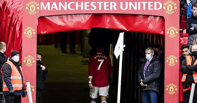 Bijesni Ronaldo odjurio u tunel nakon novog kiksa Manchester Uniteda