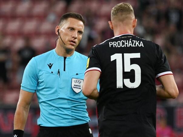 Bilbija na Grbavici, Gedžić sudi derbi Širokog Brijega i Zrinjskog