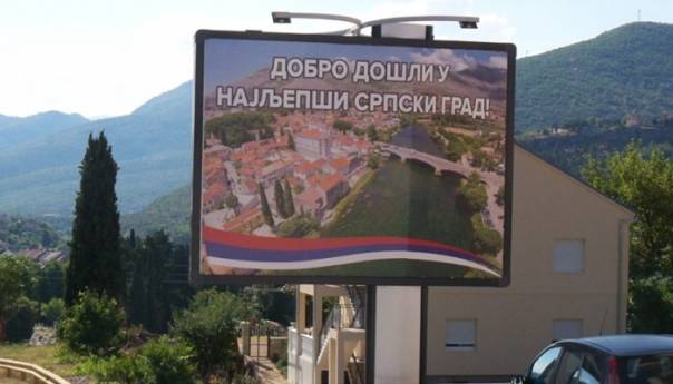 Bilbord na ulazu u Trebinje: "Dobro došli u najljepši srpski grad"