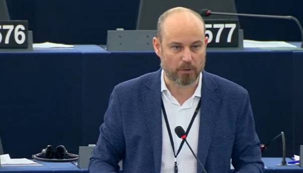 Bilčik: Budućnost Vlade Crne Gore je u rukama građana