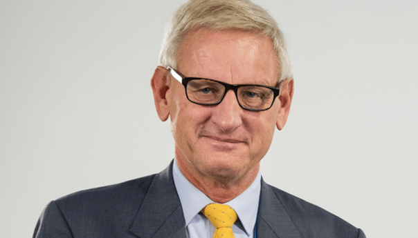 Bildt mišljenja da je Priština prva počela