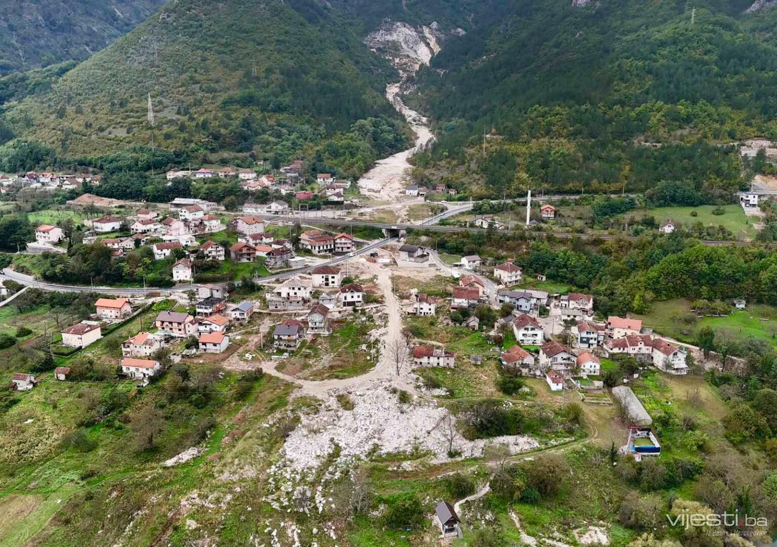 Bili smo u Donjoj Jablanici: Čekajući pravdu i nove domove
