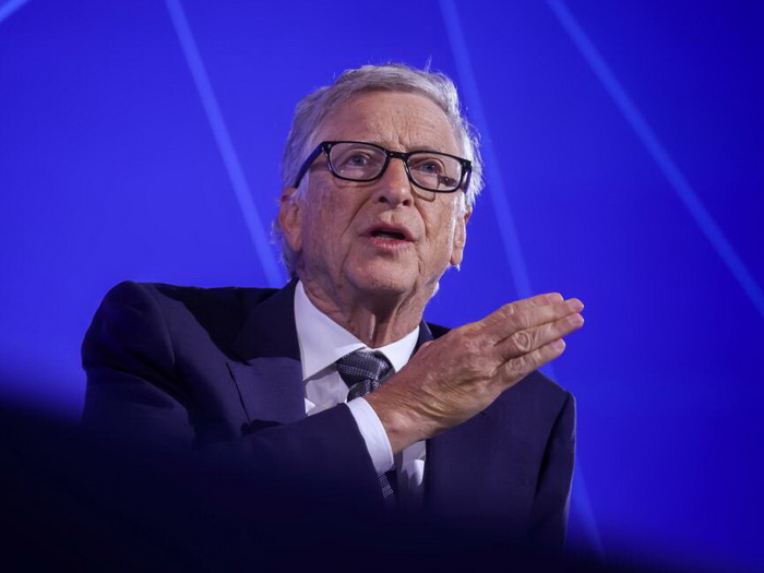 Bill Gates: AI je balon, ali će promijeniti svijet