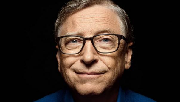 Bill Gates: Možemo vidjeti da će pandemiji doći kraj
