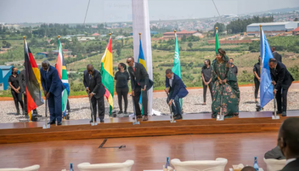 BioNTech otvara prvu fabriku vakcina u Africi