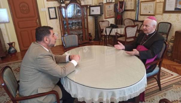 Biskup Komarica i muftija Abdibegović o izgradnji zajedničkog i mirnog suživota