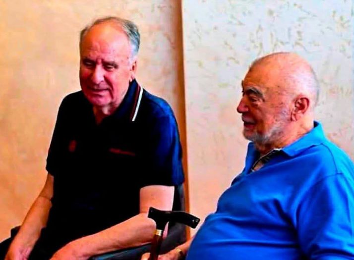 Bivši članovi Predsjedništva SFRJ: Mesić posjetio Bogićevića