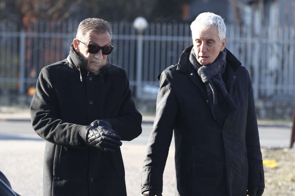 Bivši direktor OSA-e negirao krivicu za zloupotrebu položaja