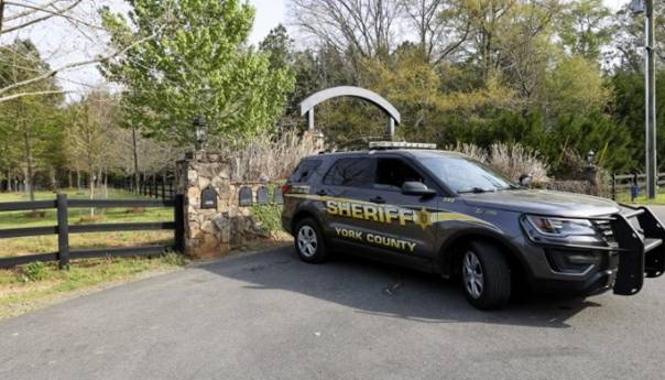 Bivši igrač NFL-a ubio pet osoba, od kojih dvoje djece