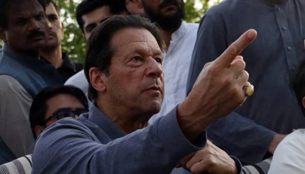 Bivši pakistanski premijer Imran Khan pušten iz pritvora